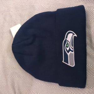 NWT Seattle Seahawks cuffed knit hat